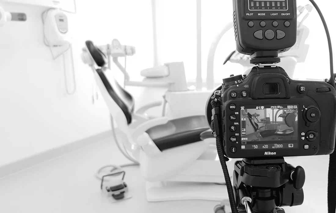 Dentalus dental room with diagnostic equipment